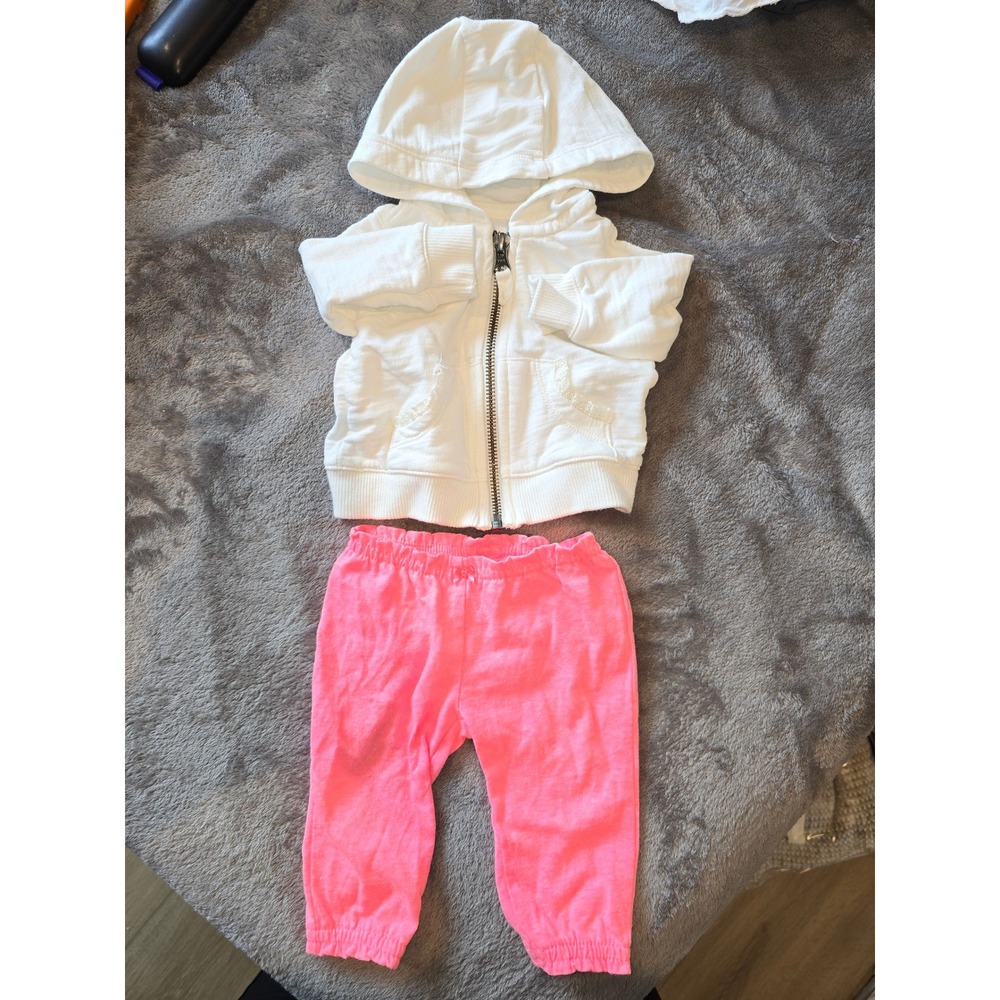 Carters Newborn Baby Girl Hoodie and Pants Set White Pink 2-Piece frilly, bow NB
